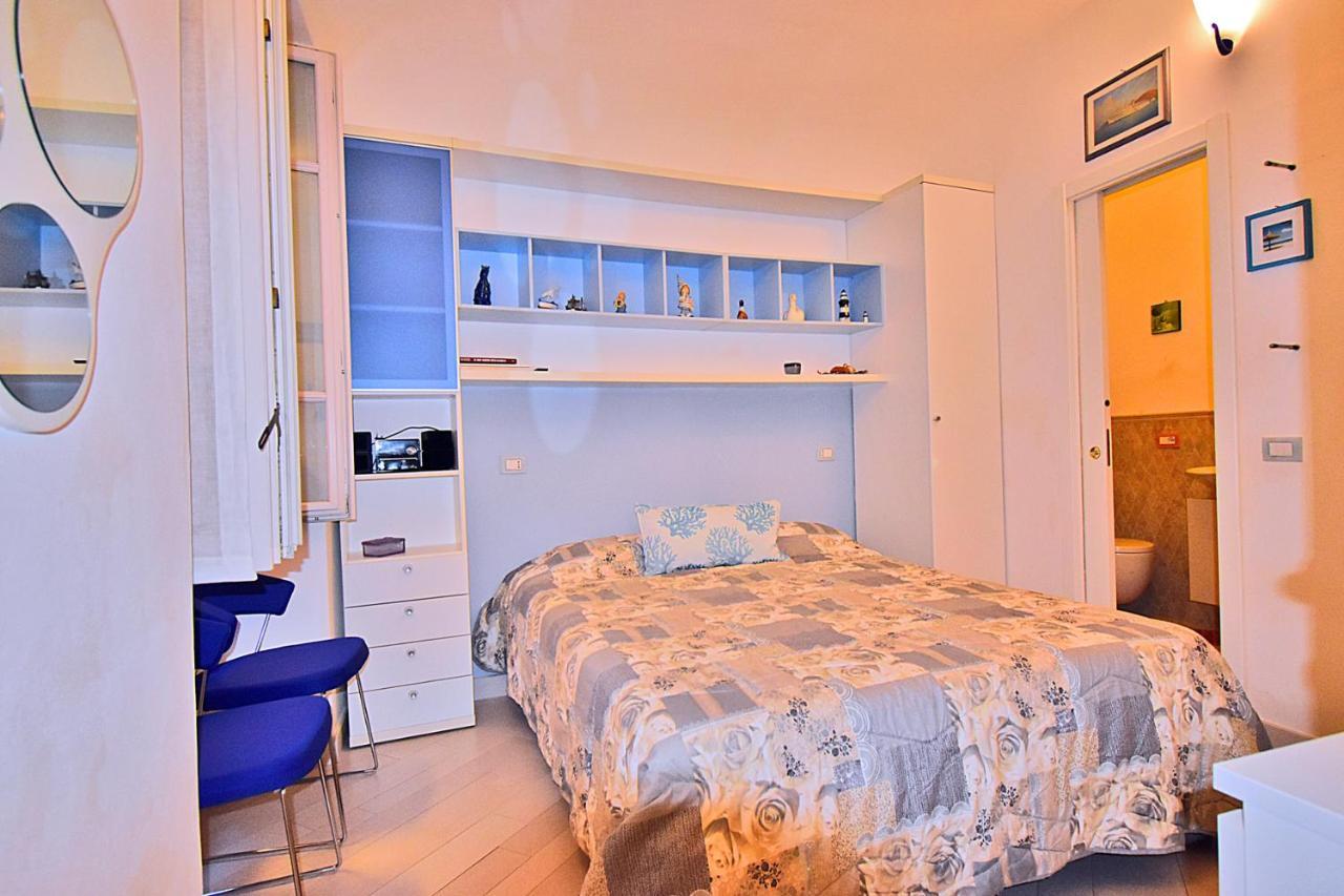 La Tana Del Poeta Apartment Lerici Exterior photo